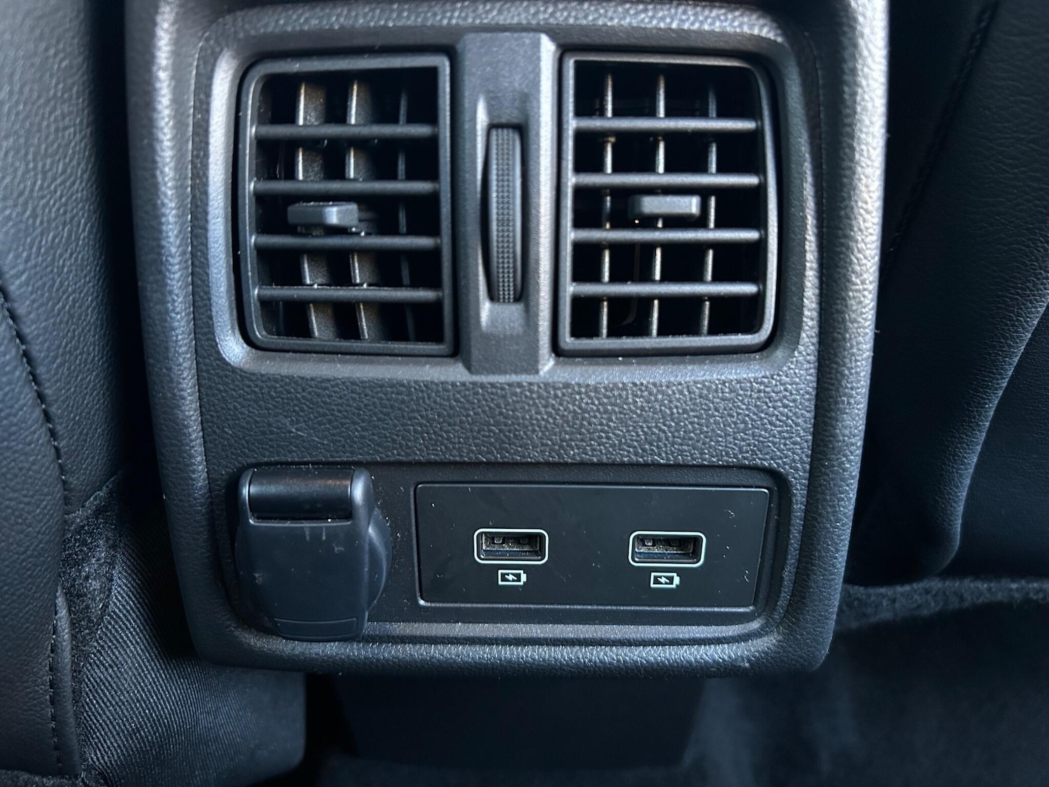 Used Renault Captur 2024 for sale - 76926018: Photo 29