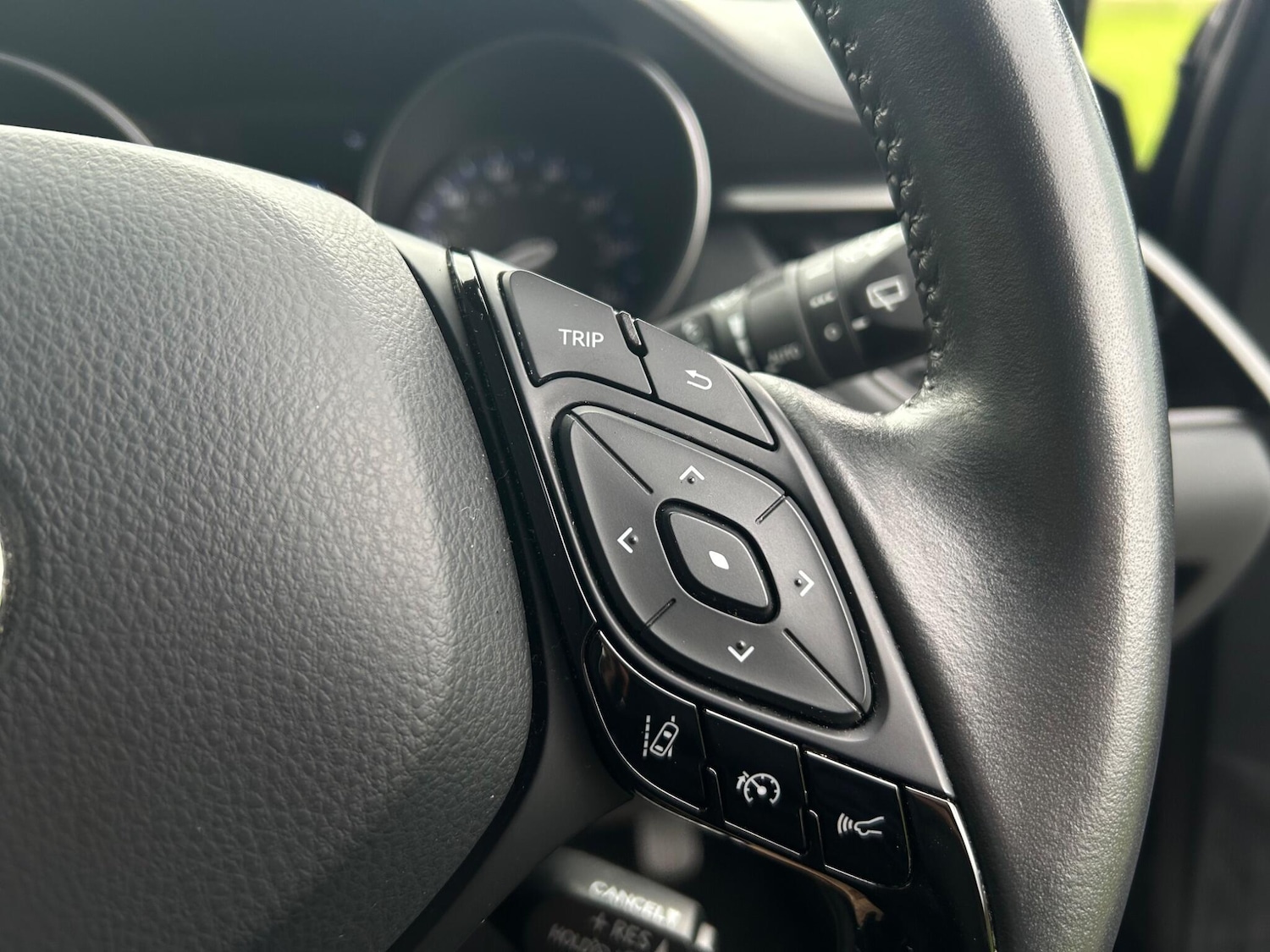 Used Toyota C-HR for sale - 76527652: Photo 14