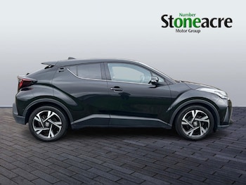 Used Toyota C-HR 2022 for sale - 76527652: Photo