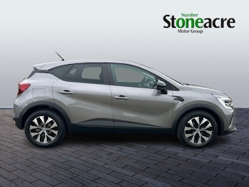 Used Renault Captur 2024 for sale - 78771465: Photo