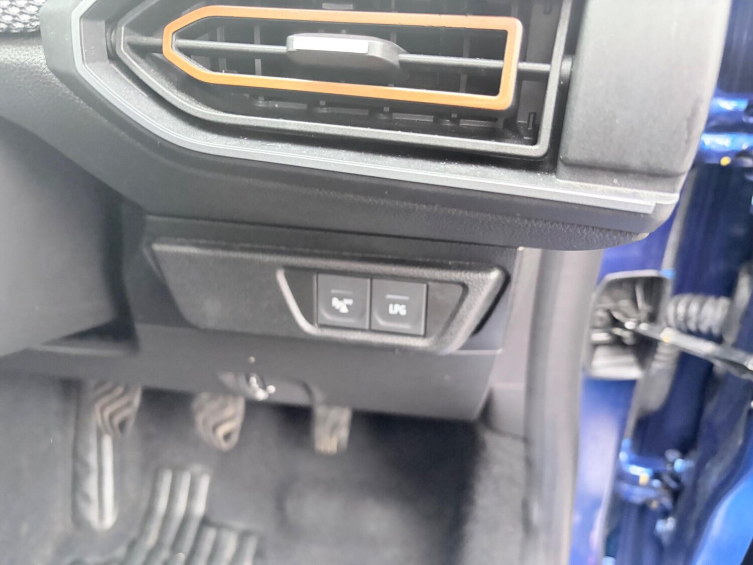 Used Dacia Sandero Stepway for sale - 77724275: Photo 23