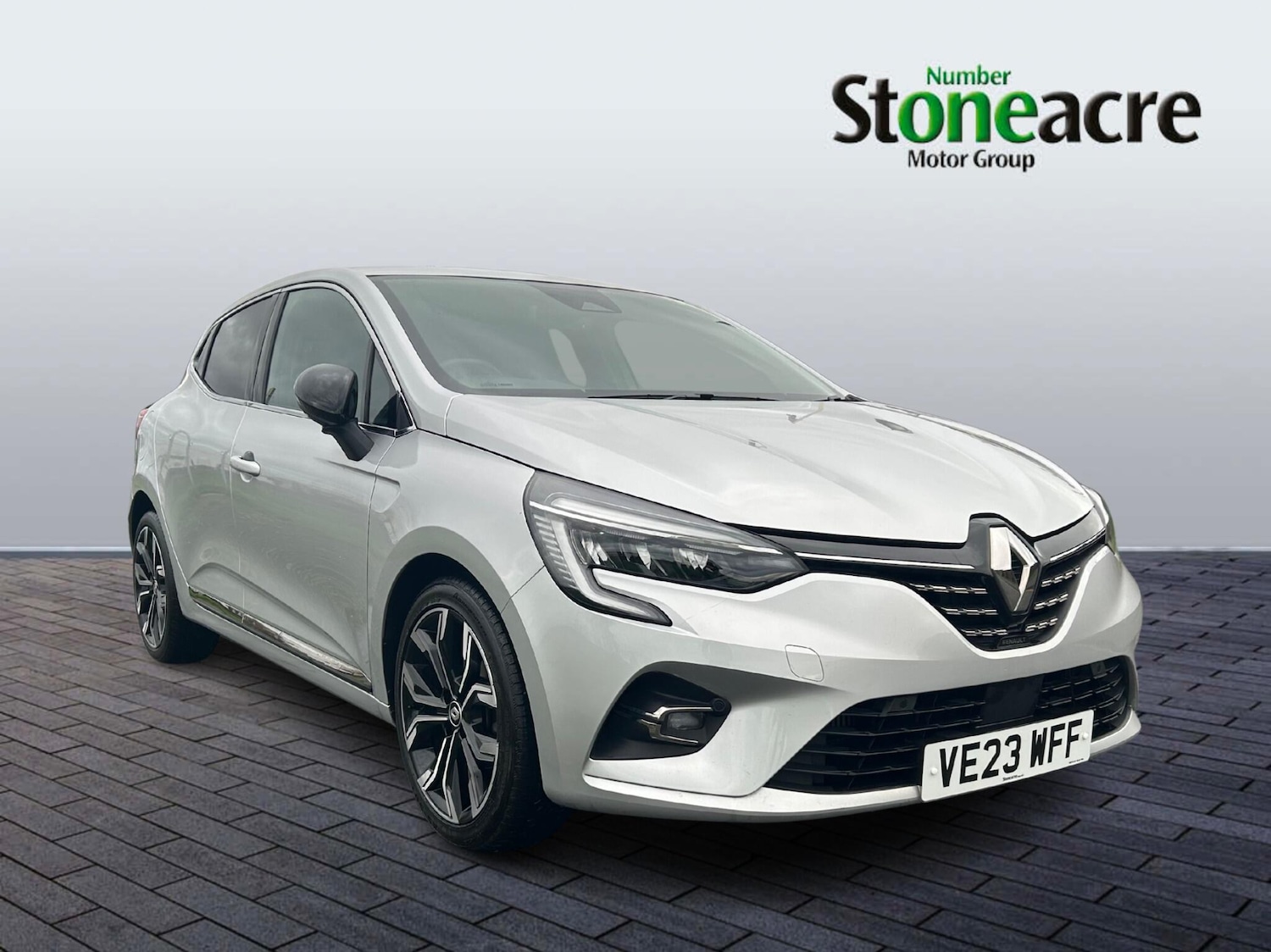 Used Renault Clio for sale - 76727908: Photo 1