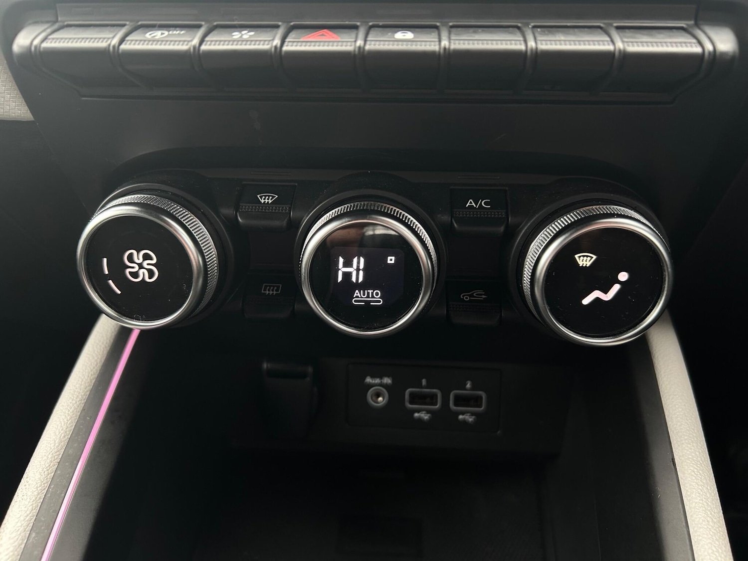 Used Renault Clio for sale - 76727908: Photo 20