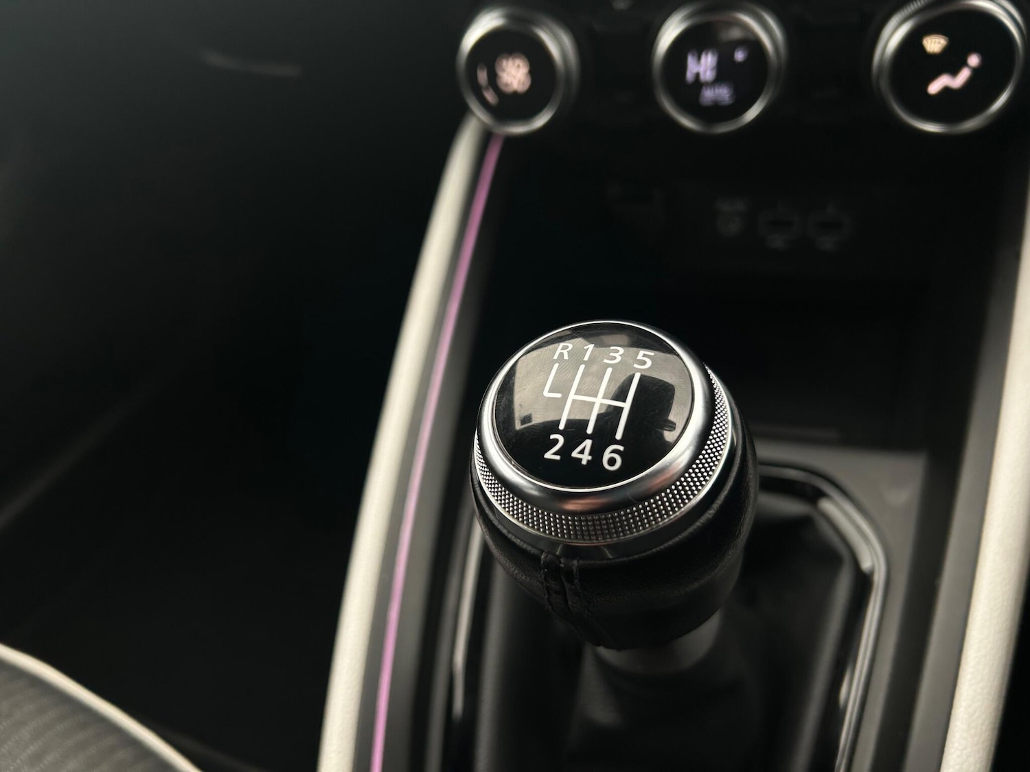 Used Renault Clio for sale - 76727908: Photo 21