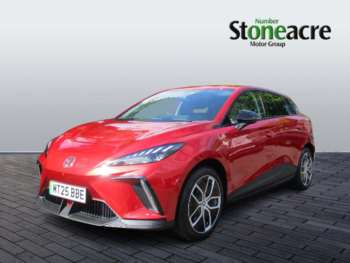 2025 (25) - 64kWh Trophy Long Range Hatchback 5dr Electric Auto (203 ps)