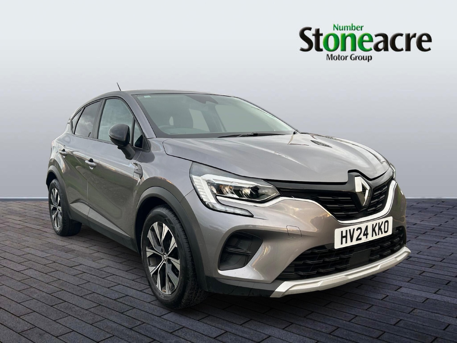 Used Renault Captur 2024 for sale - 76701635: Photo 1