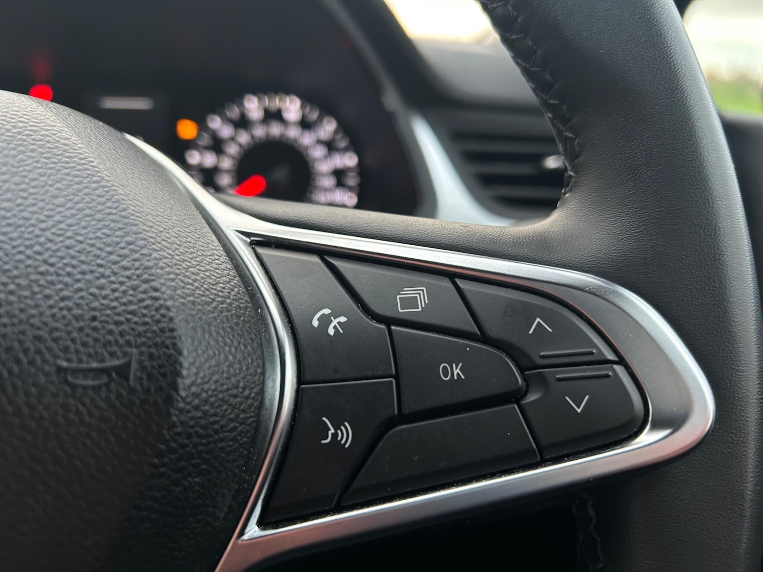 Used Renault Captur 2024 for sale - 76701635: Photo 14