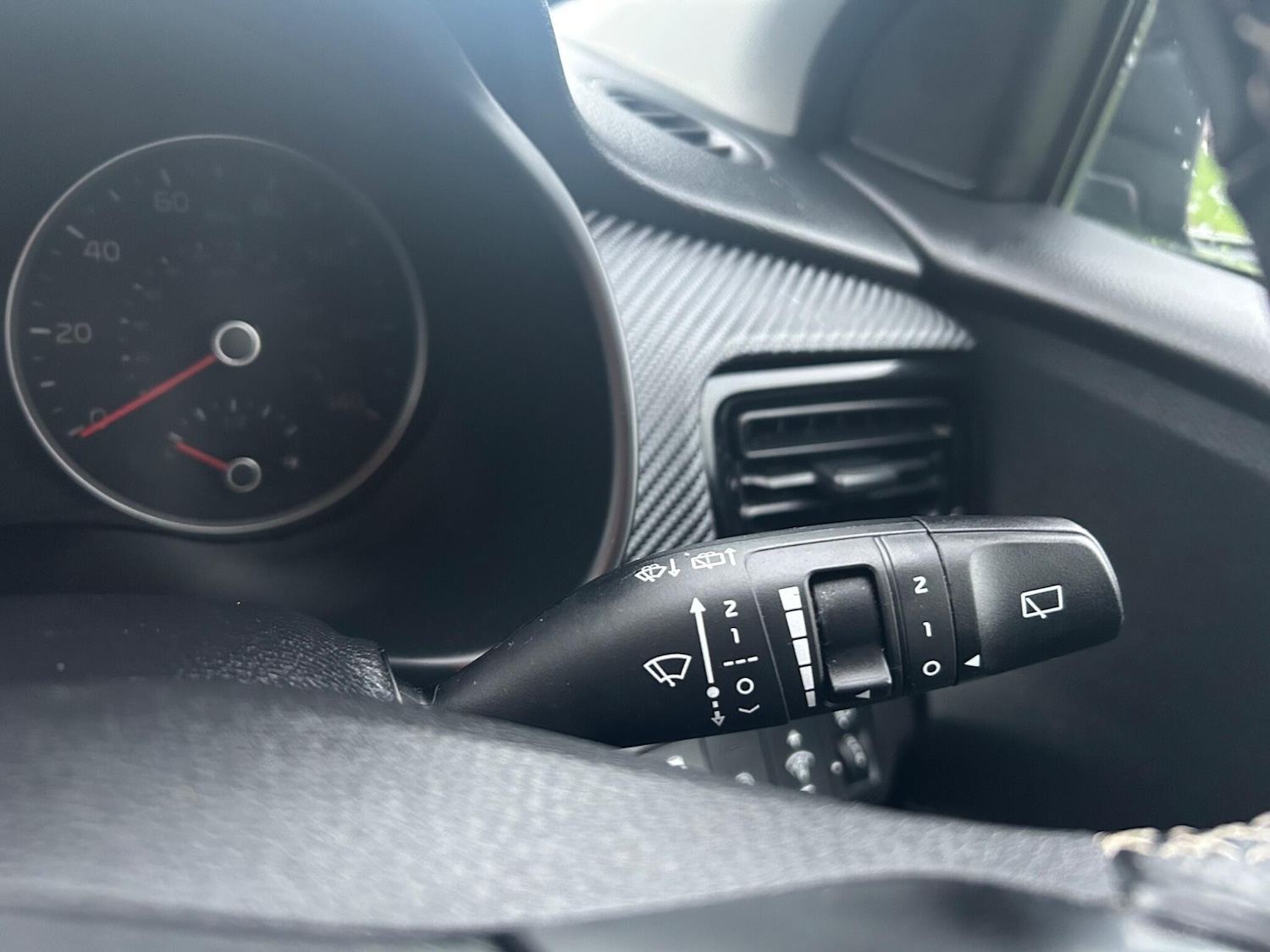 Used Kia Stonic 2021 for sale - 76994552: Photo 16