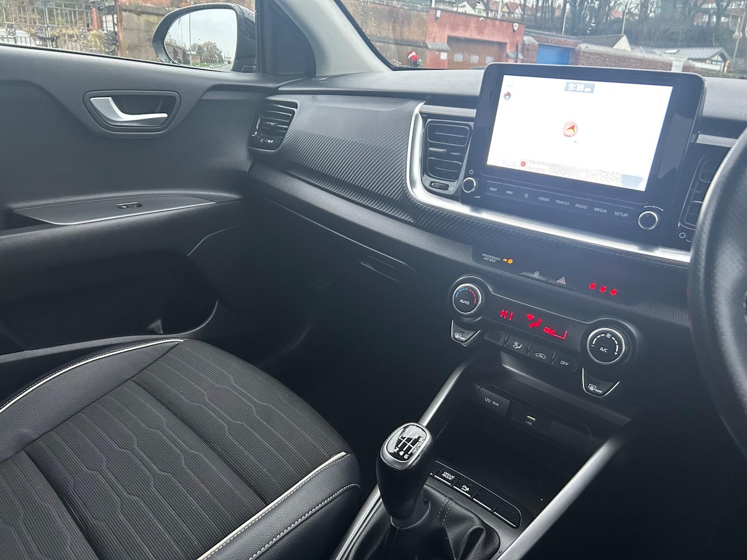 Used Kia Stonic 2021 for sale - 76994552: Photo 19