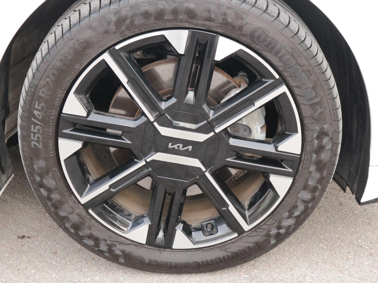 Used Kia EV6 2024 for sale - 77597673: Photo 11