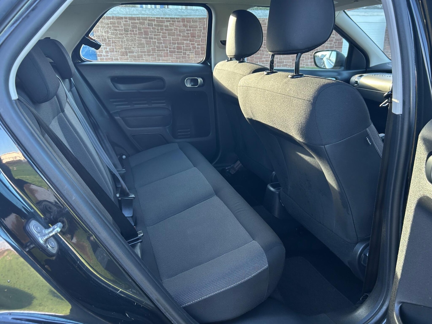 Used Citroen C4 Cactus 2018 for sale - 76538345: Photo 22