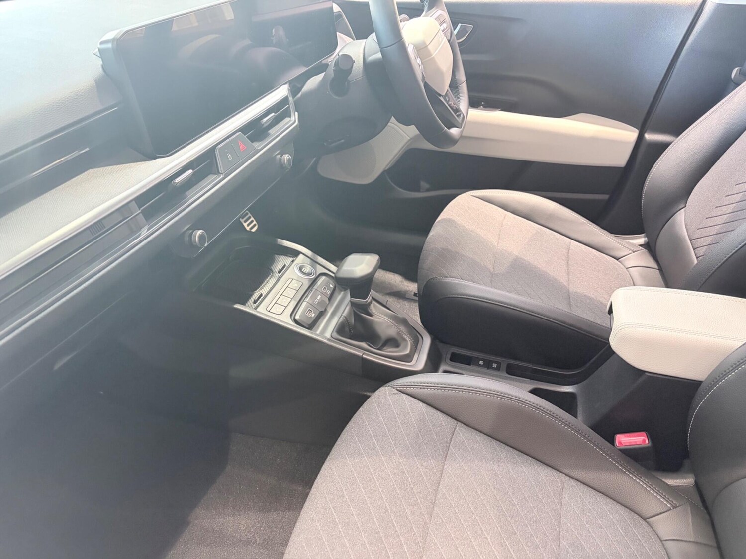 Used Kia Stonic for sale - 77753295: Photo 6