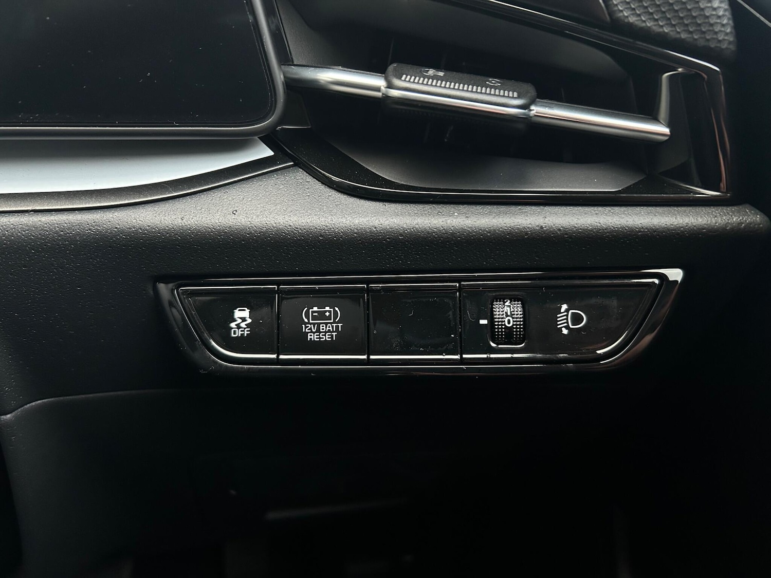 Used Kia Niro 2025 for sale - 76360499: Photo 17