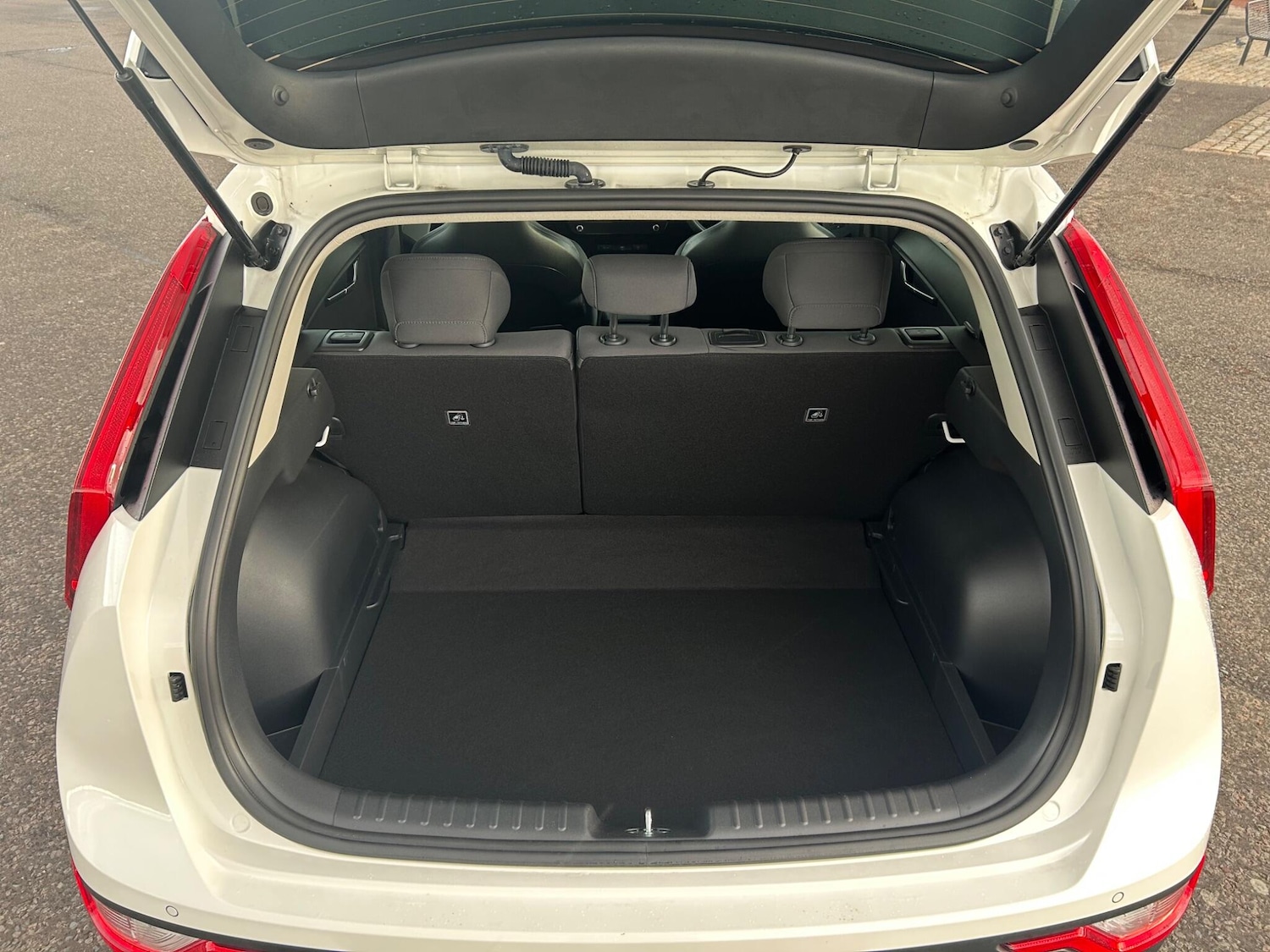 Used Kia Niro 2025 for sale - 76360499: Photo 30