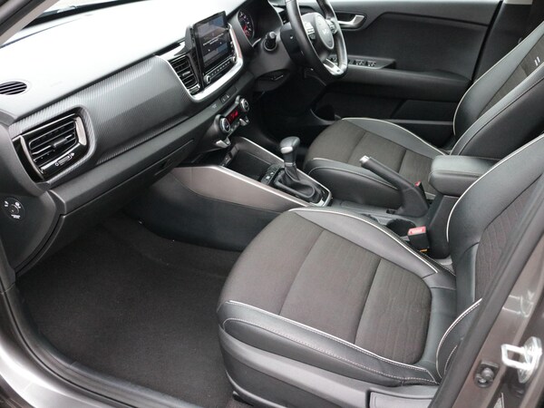 Used Kia Stonic 2024 for sale - 76174930: Photo 15