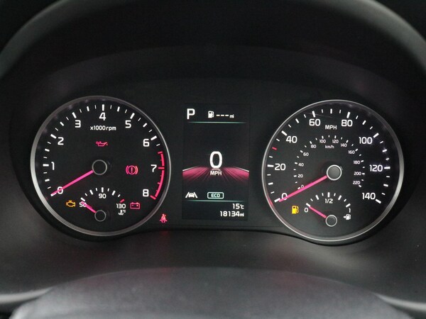 Used Kia Stonic 2024 for sale - 76174930: Photo 16