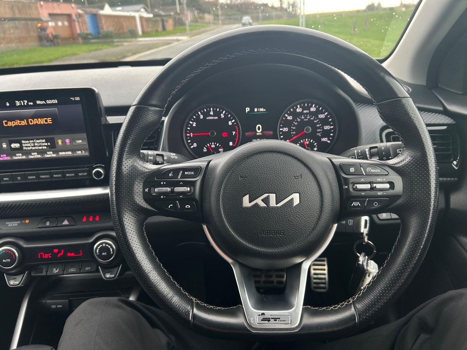 Used Kia Stonic 2024 for sale - 77737838: Photo 11