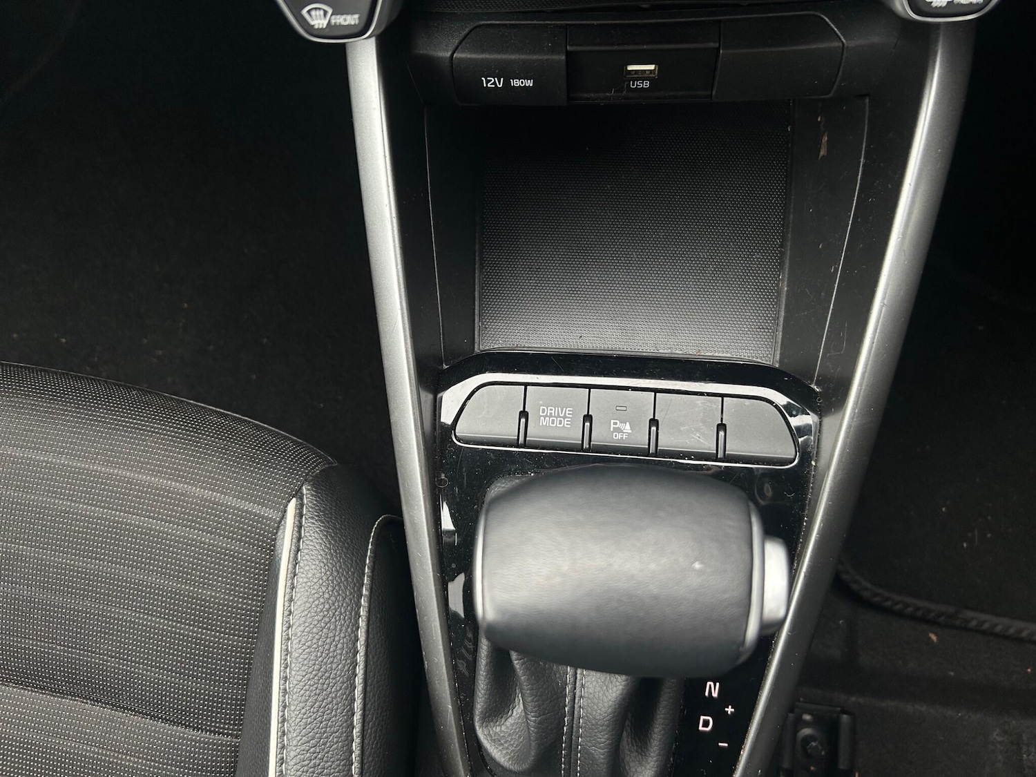 Used Kia Stonic 2024 for sale - 77737838: Photo 20