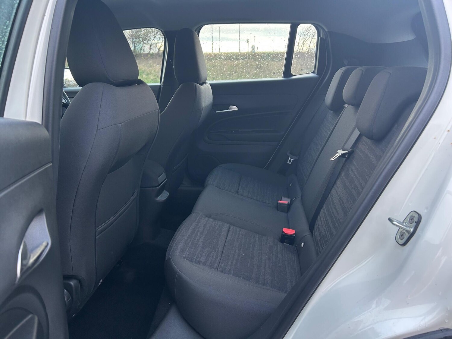 Used Jeep Avenger 2025 for sale - 76688593: Photo 28