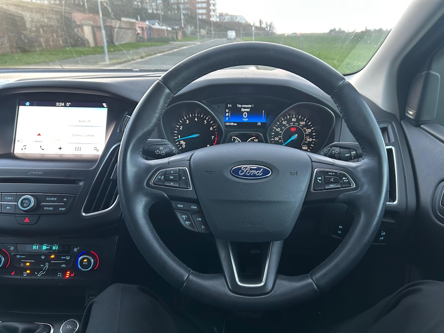 Used Ford Focus 2017 for sale - 77156050: Photo 11