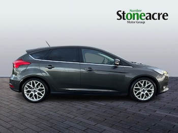 Used Ford Focus 2017 for sale - 77156050: Photo