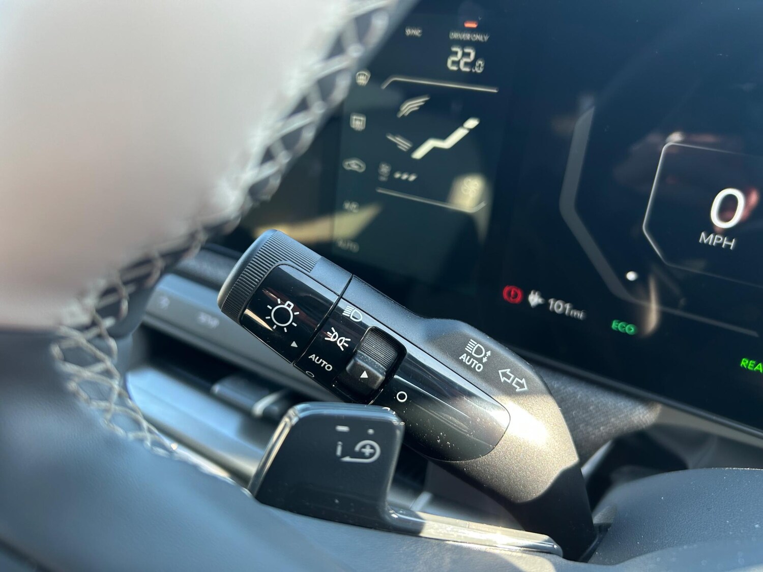 Used Kia EV3 2025 for sale - 78101171: Photo 15