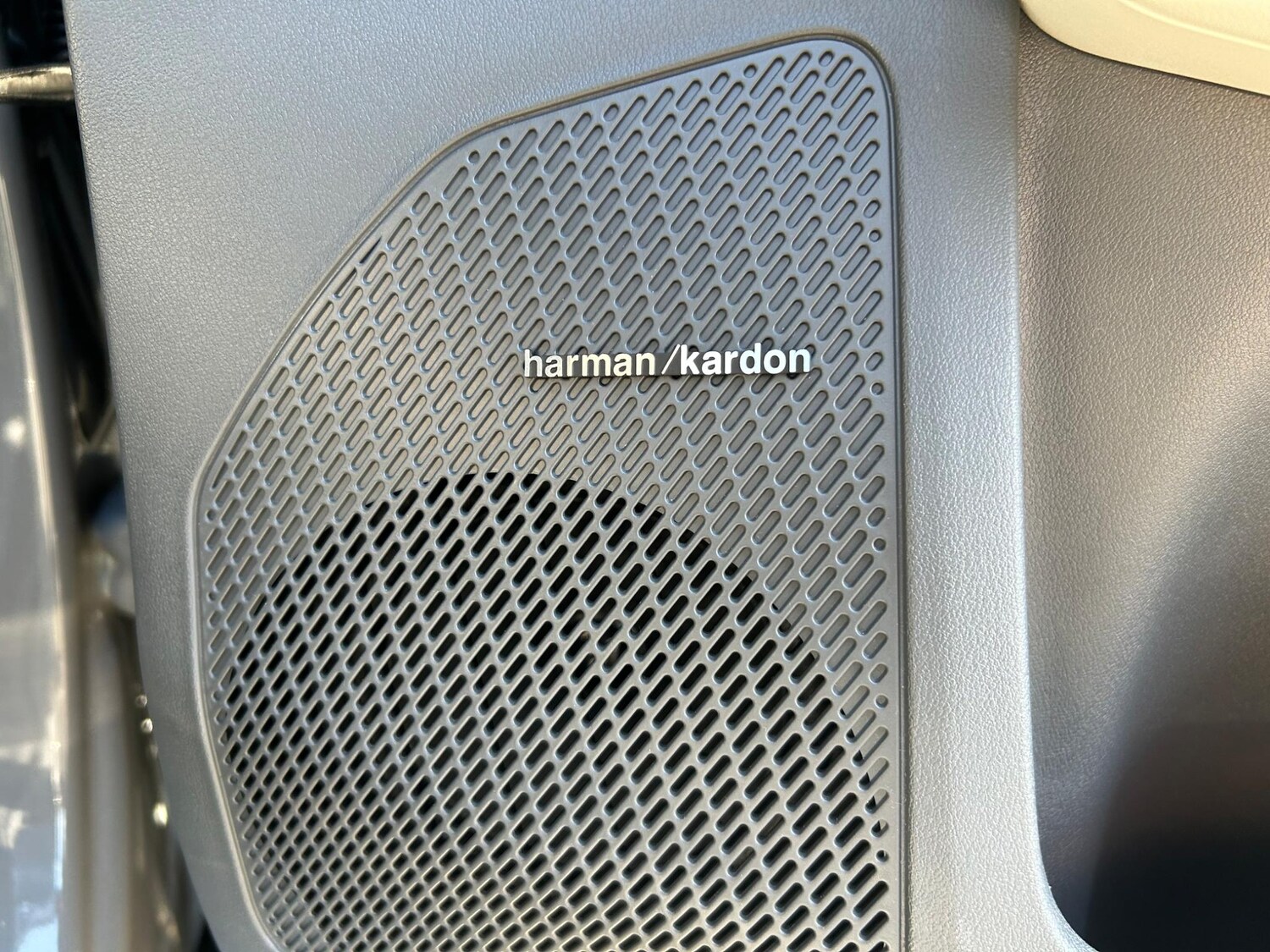 Used Kia EV3 2025 for sale - 78101171: Photo 18