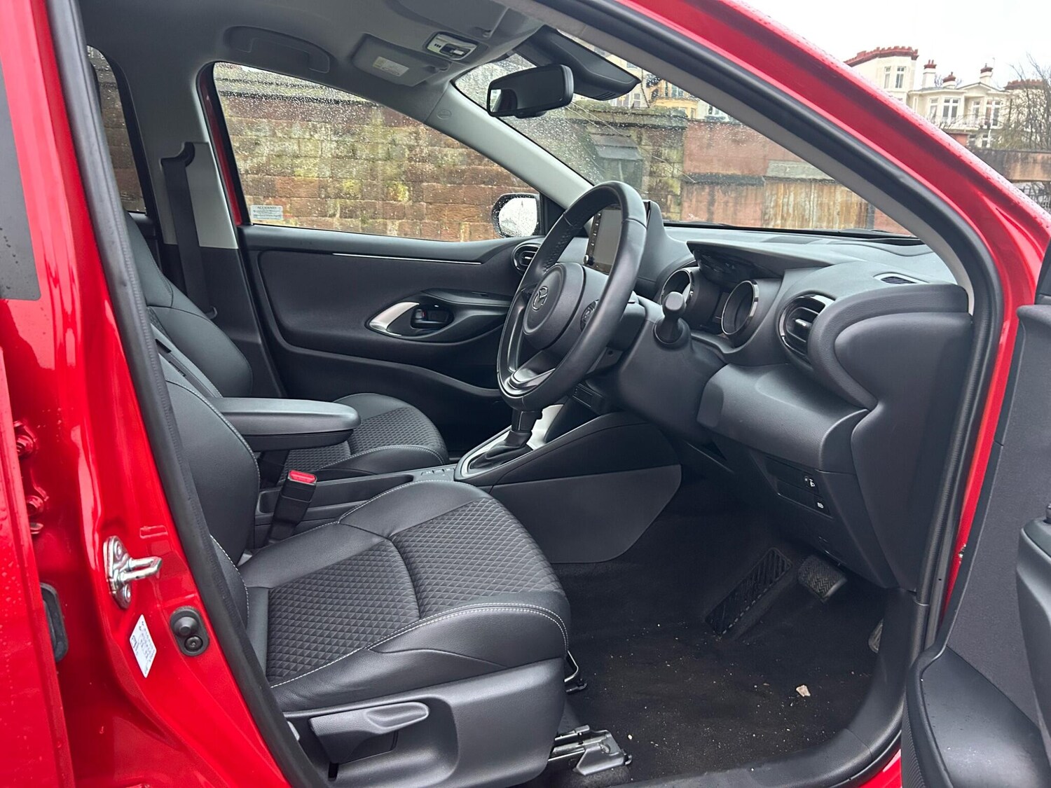 Used Mazda Mazda2 HYBRID 2023 for sale - 77496233: Photo 10