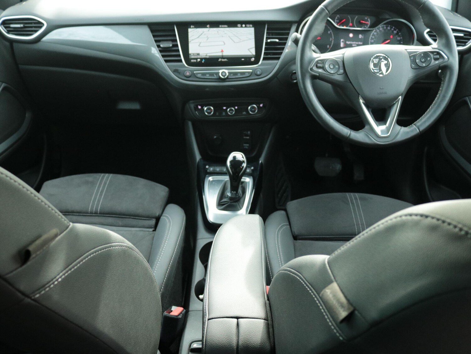 Used Vauxhall Crossland 2022 for sale - 77939951: Photo 14