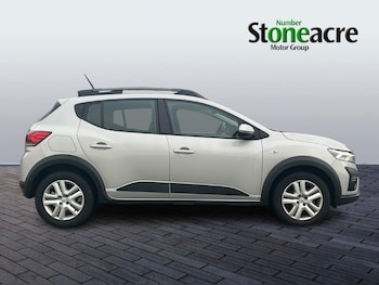 Used Dacia Sandero Stepway 2023 for sale - 77456059: Photo
