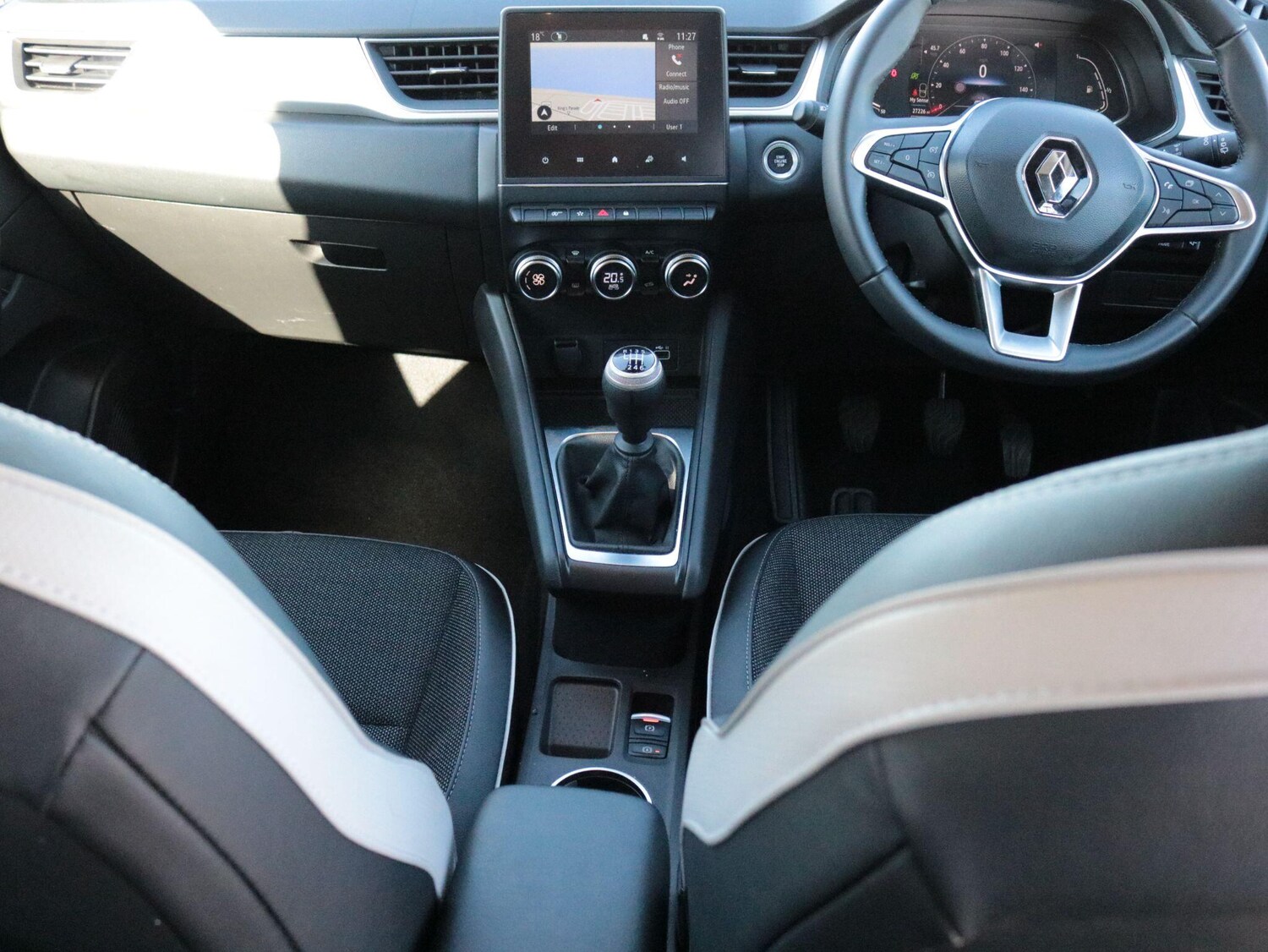 Used Renault Captur 2024 for sale - 76122243: Photo 14