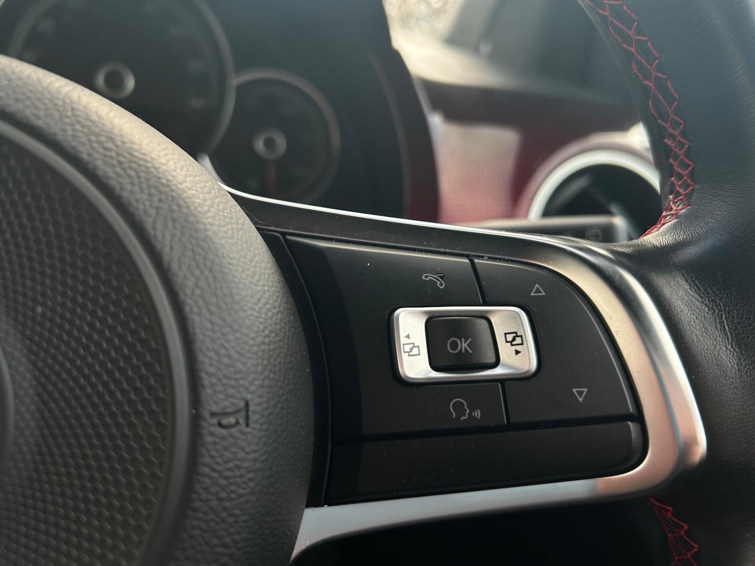 Used Volkswagen up! 2022 for sale - 76371523: Photo 14