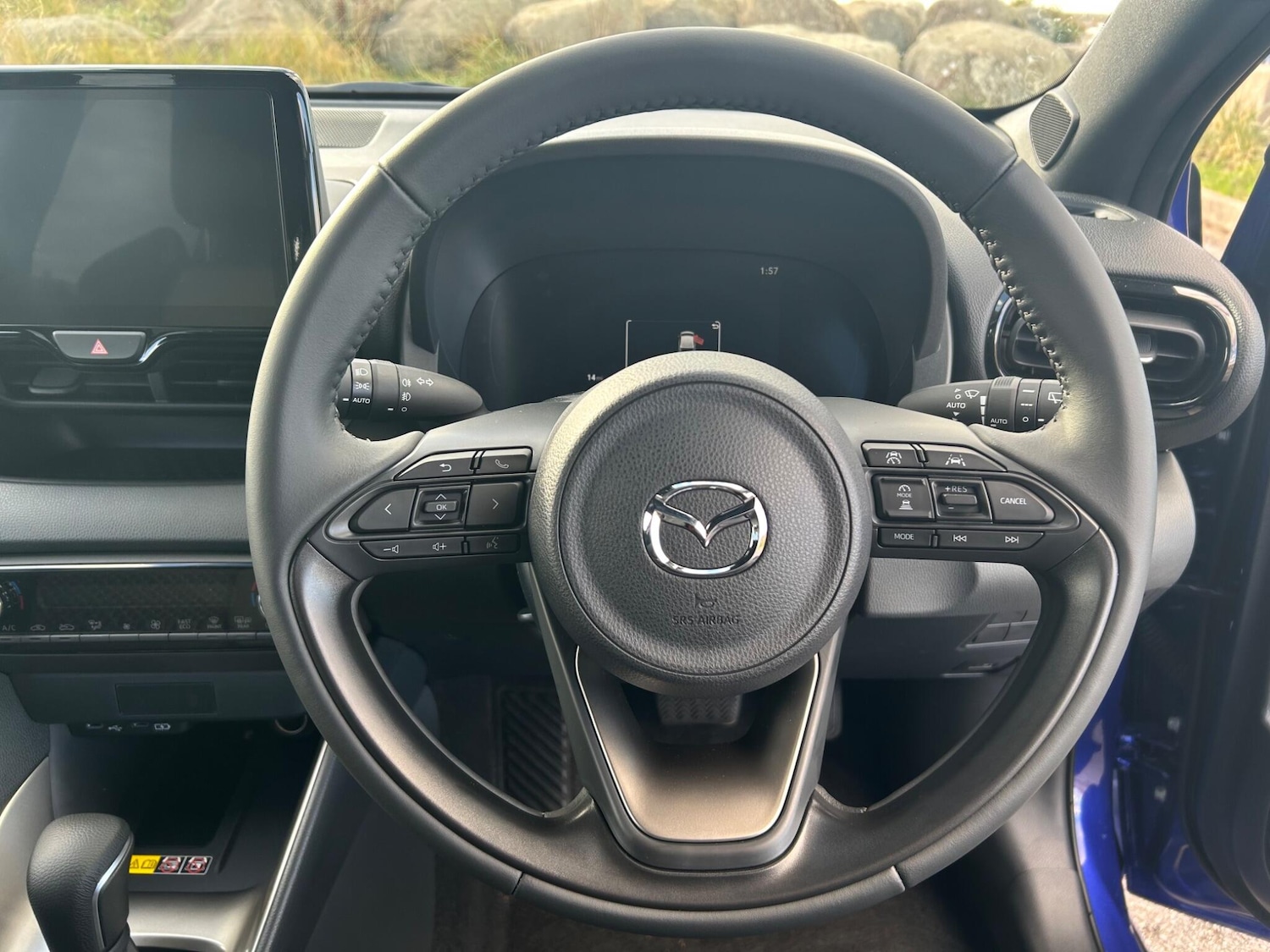 Used Mazda Mazda2 HYBRID 2025 for sale - 77131778: Photo 11