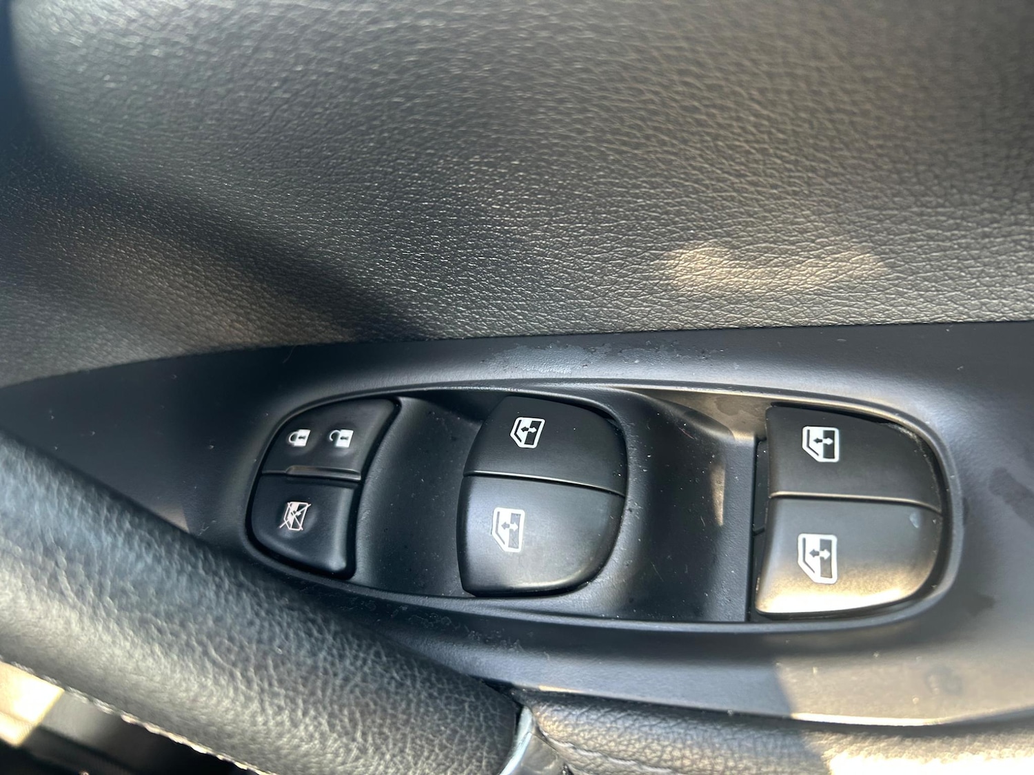 Used Nissan Qashqai for sale - 77768221: Photo 15