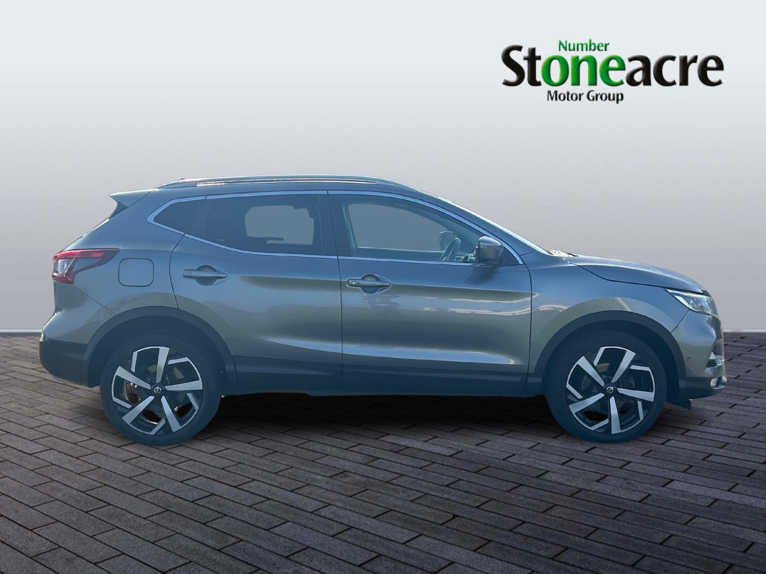 Used Nissan Qashqai for sale - 77768221: Photo 2