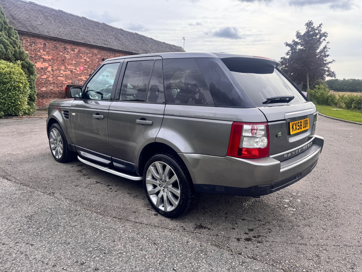 Used Land Rover Range Rover Sport 2020 for sale - 76102563: Photo 11