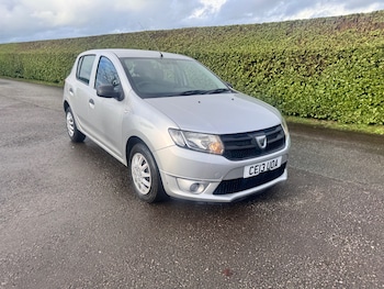 Used Dacia Sandero 2013 for sale - 77446952: Photo