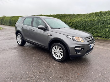 Used Land Rover Discovery Sport 2016 for sale - 76579766: Photo