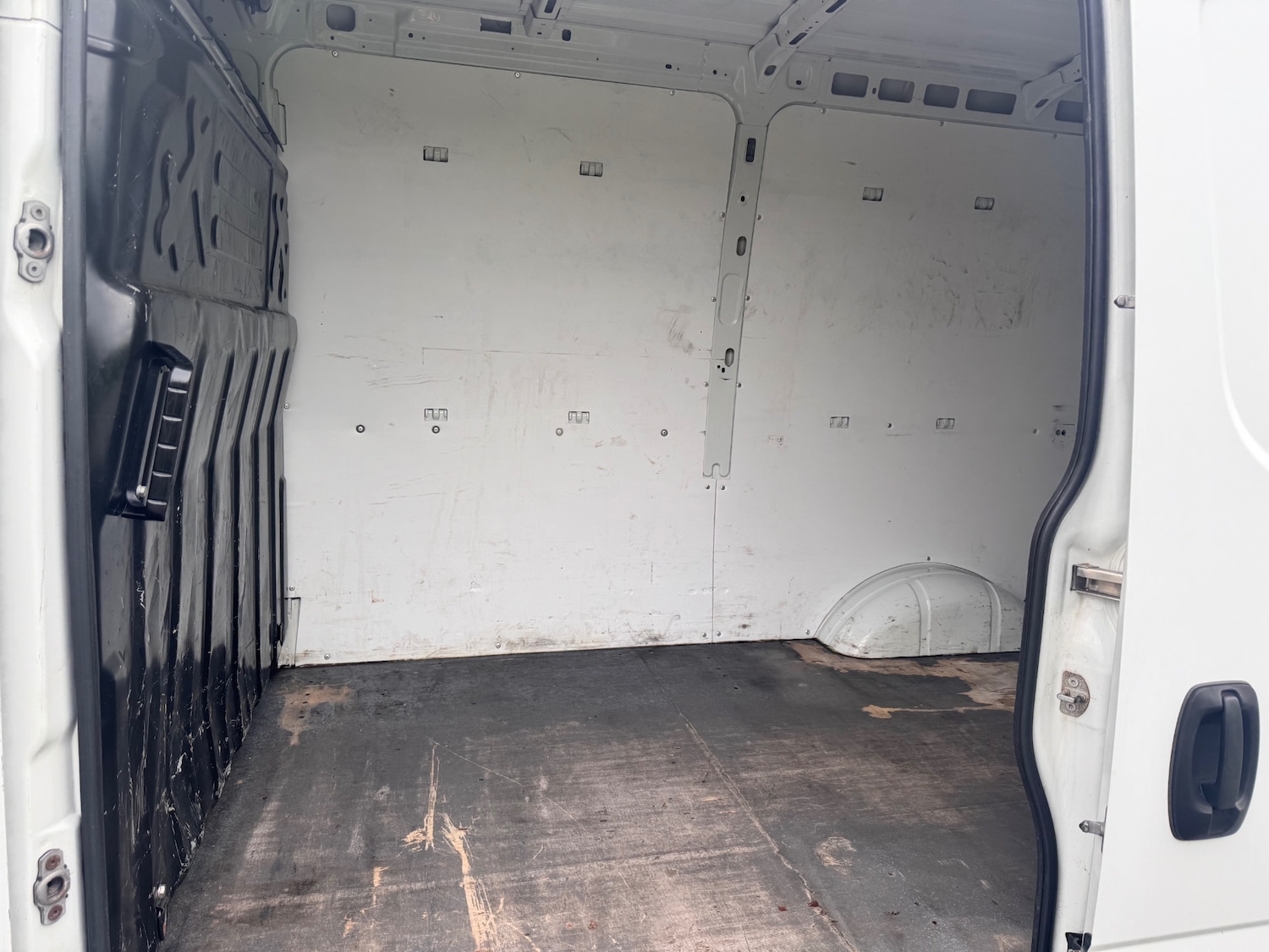 Used Iveco Daily 2016 for sale - 76219570: Photo 12