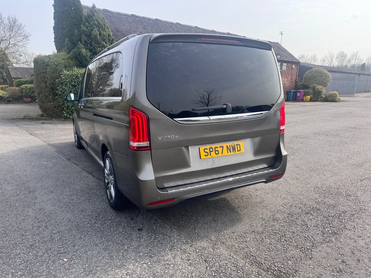 Used Mercedes-Benz V-Class 2017 for sale - 77965486: Photo 10