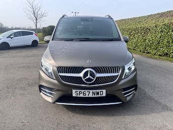 Used Mercedes-Benz V-Class 2017 for sale - 77965486: Photo