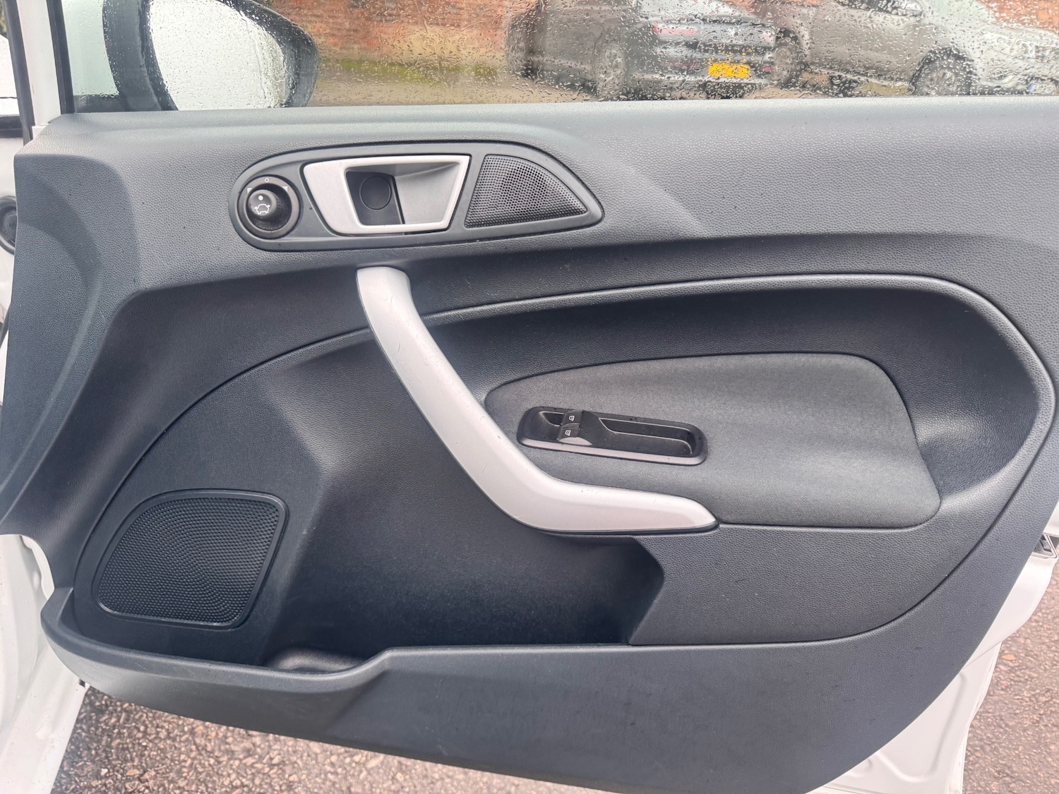 Used Ford Fiesta 2012 for sale - 77848124: Photo 18