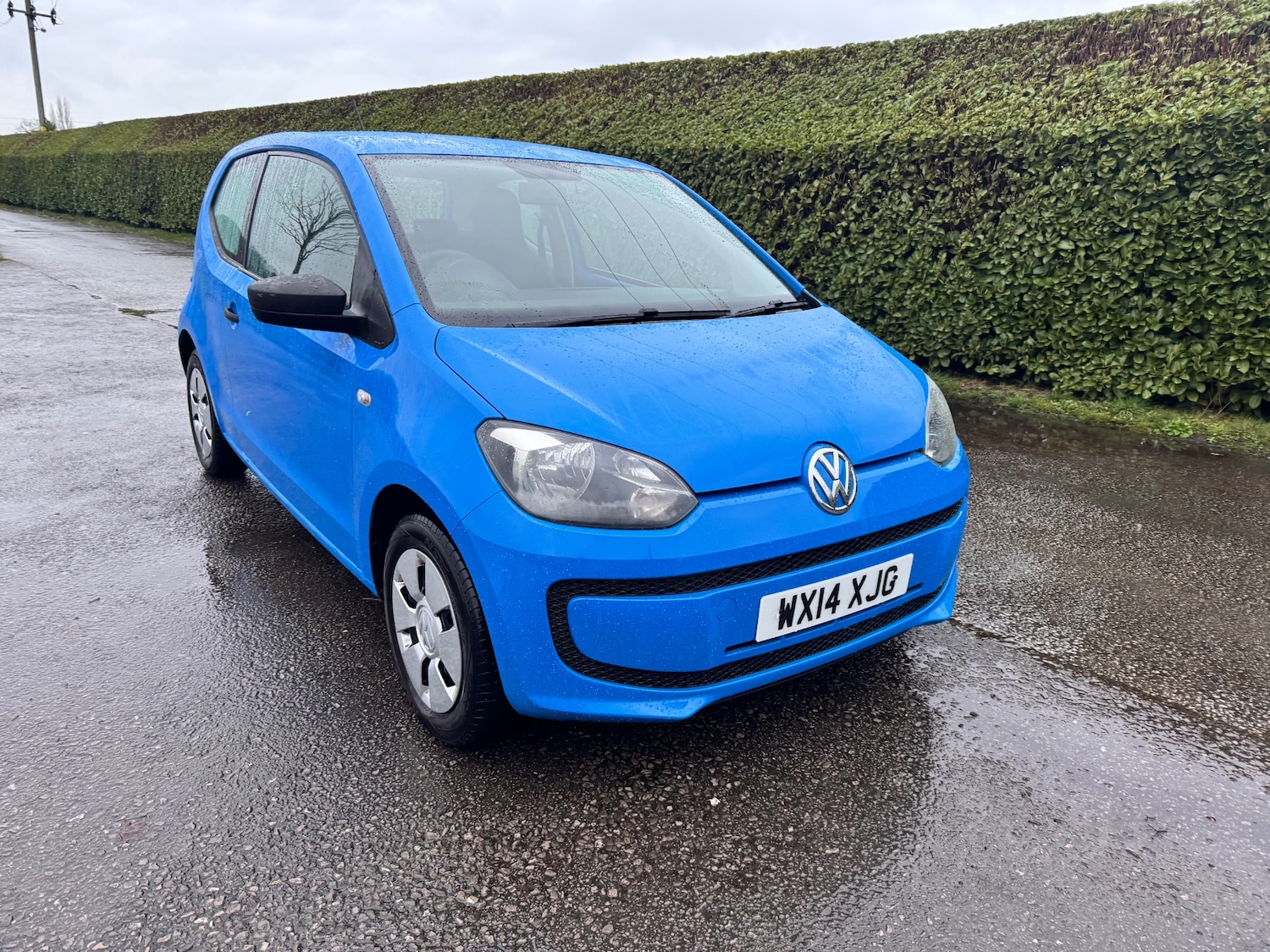 Used Volkswagen up! 2014 for sale - 77533461: Photo 2