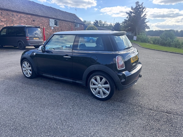 Used MINI Hatch 2010 for sale - 76117381: Photo 11