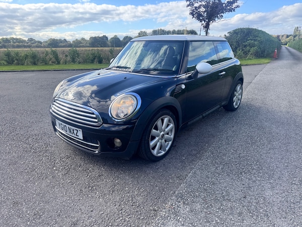 Used MINI Hatch 2010 for sale - 76117381: Photo 8
