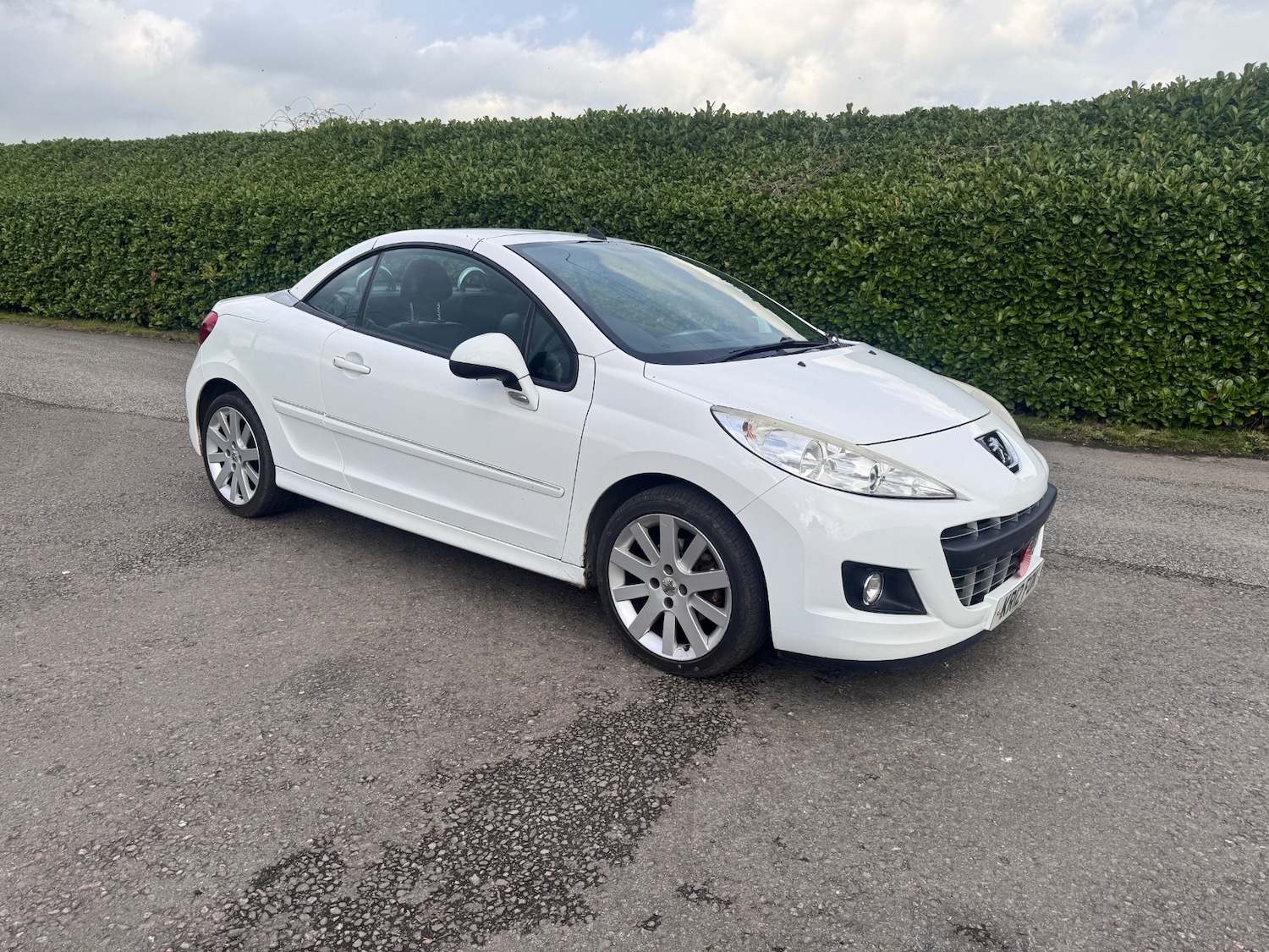 Used Peugeot 207 2012 for sale - 76506040: Photo 1