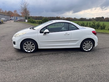 Used Peugeot 207 2012 for sale - 76506040: Photo
