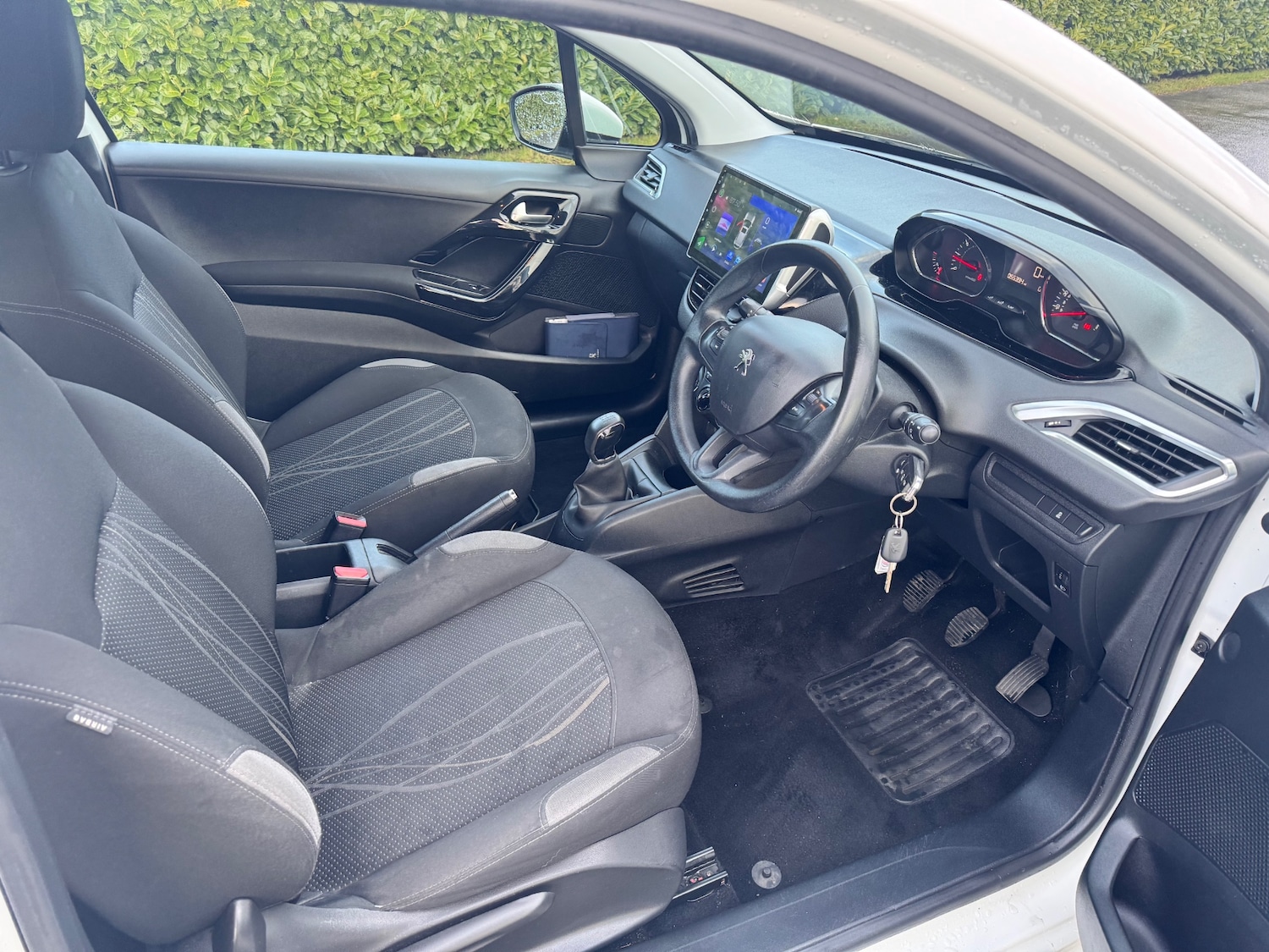 Used Peugeot 208 2013 for sale - 77107756: Photo 16