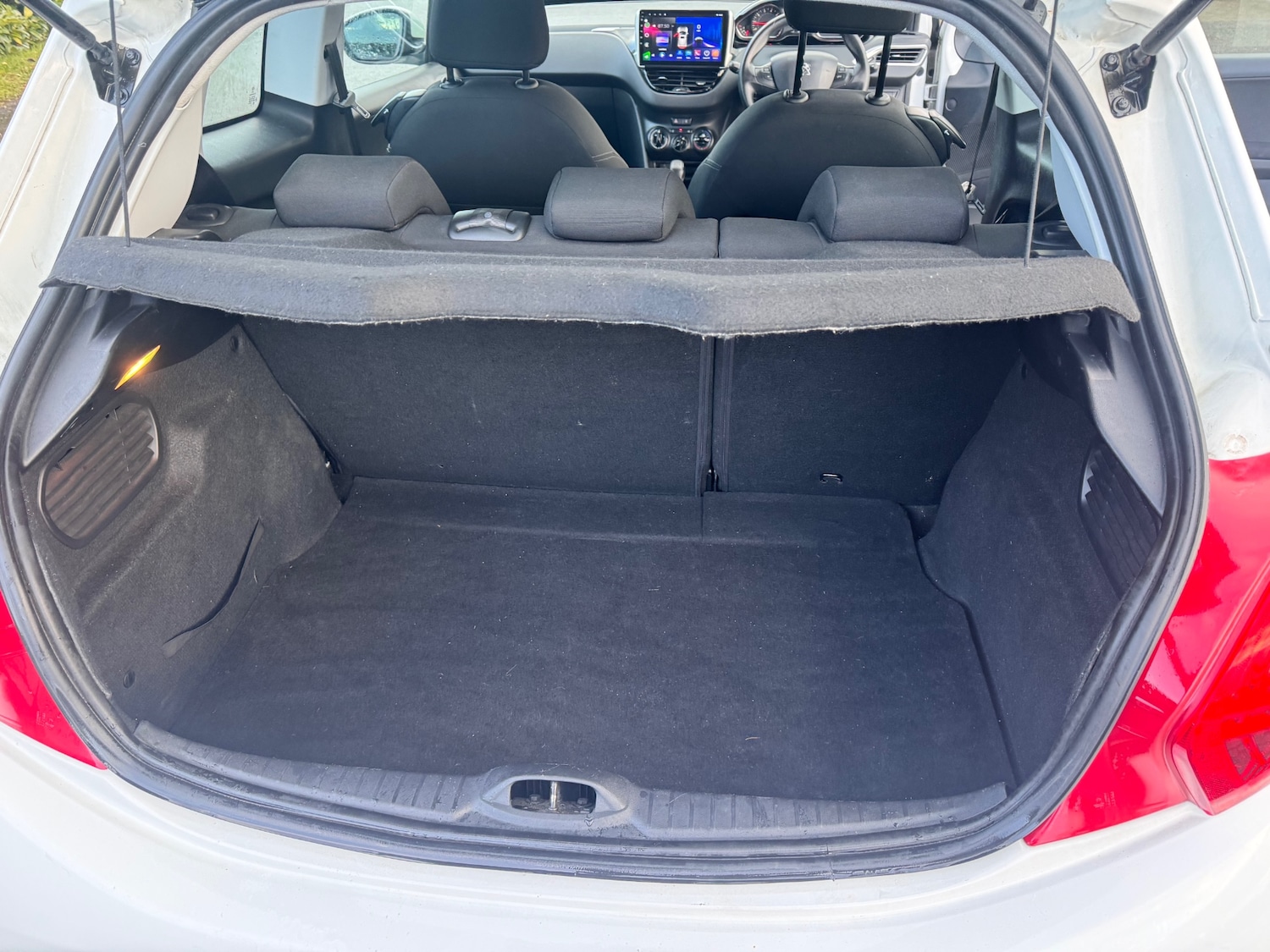 Used Peugeot 208 2013 for sale - 77107756: Photo 18