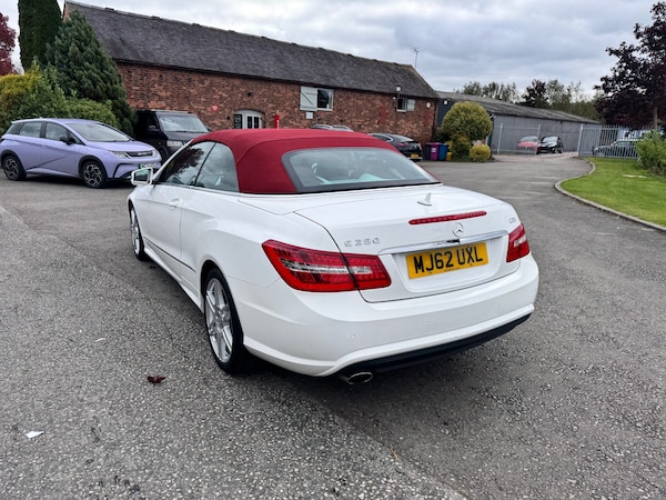 Used Mercedes-Benz E-Class 2012 for sale - 76209050: Photo 13
